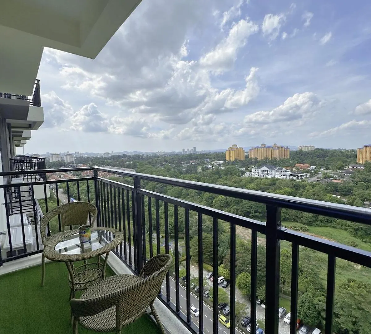 2R2B Central Park Laman Damai - 6 Pax Apartment Johor Bahru 0*,